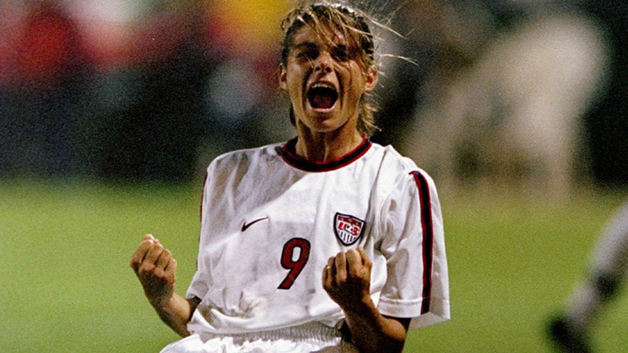 Mia Hamm: Remember the Soccer Icon?