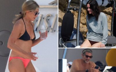 Beach Bodies of Jennifer Aniston and Courteney Cox on Yacht Trip