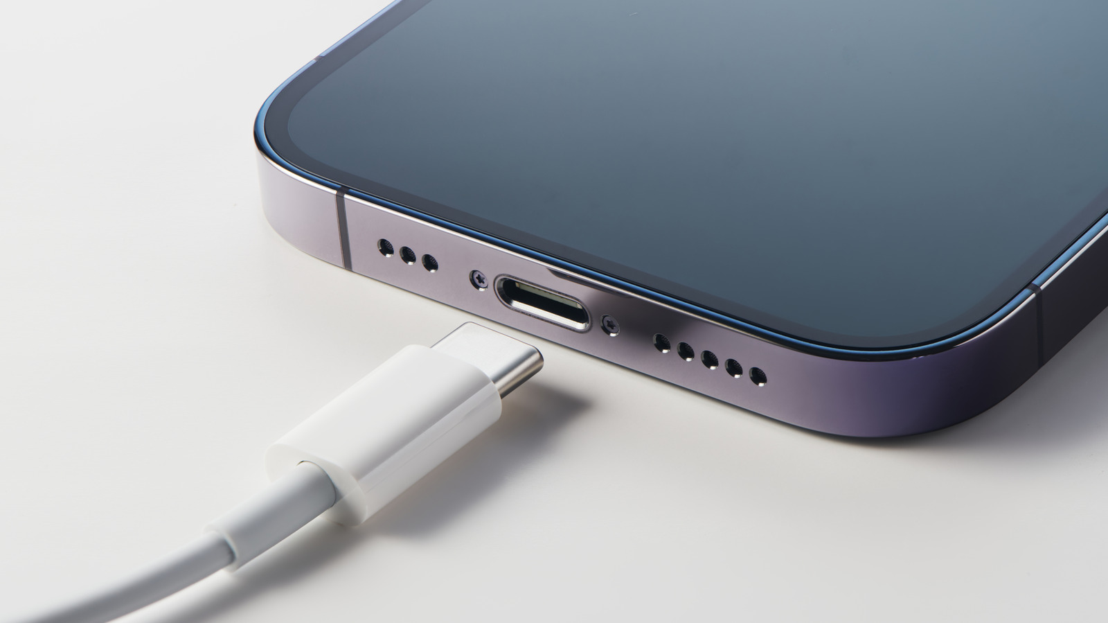 Fastest Charging Speed for Your iPad or iPhone Port