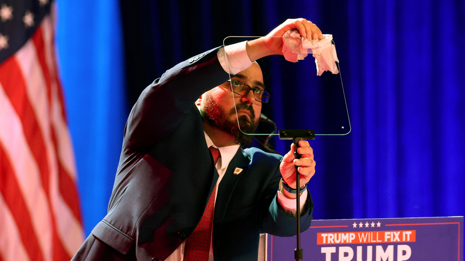 Teleprompter Operator Wins Big Betting on Presidential Speeches
