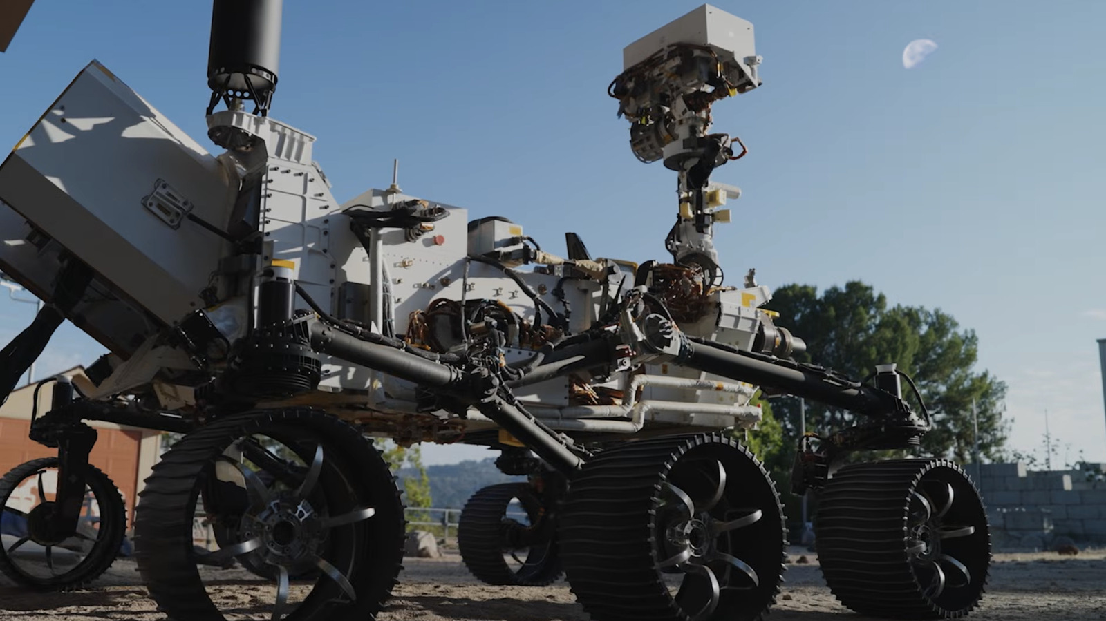 Mars Rover Might Be Reassigned to the Moon Mission