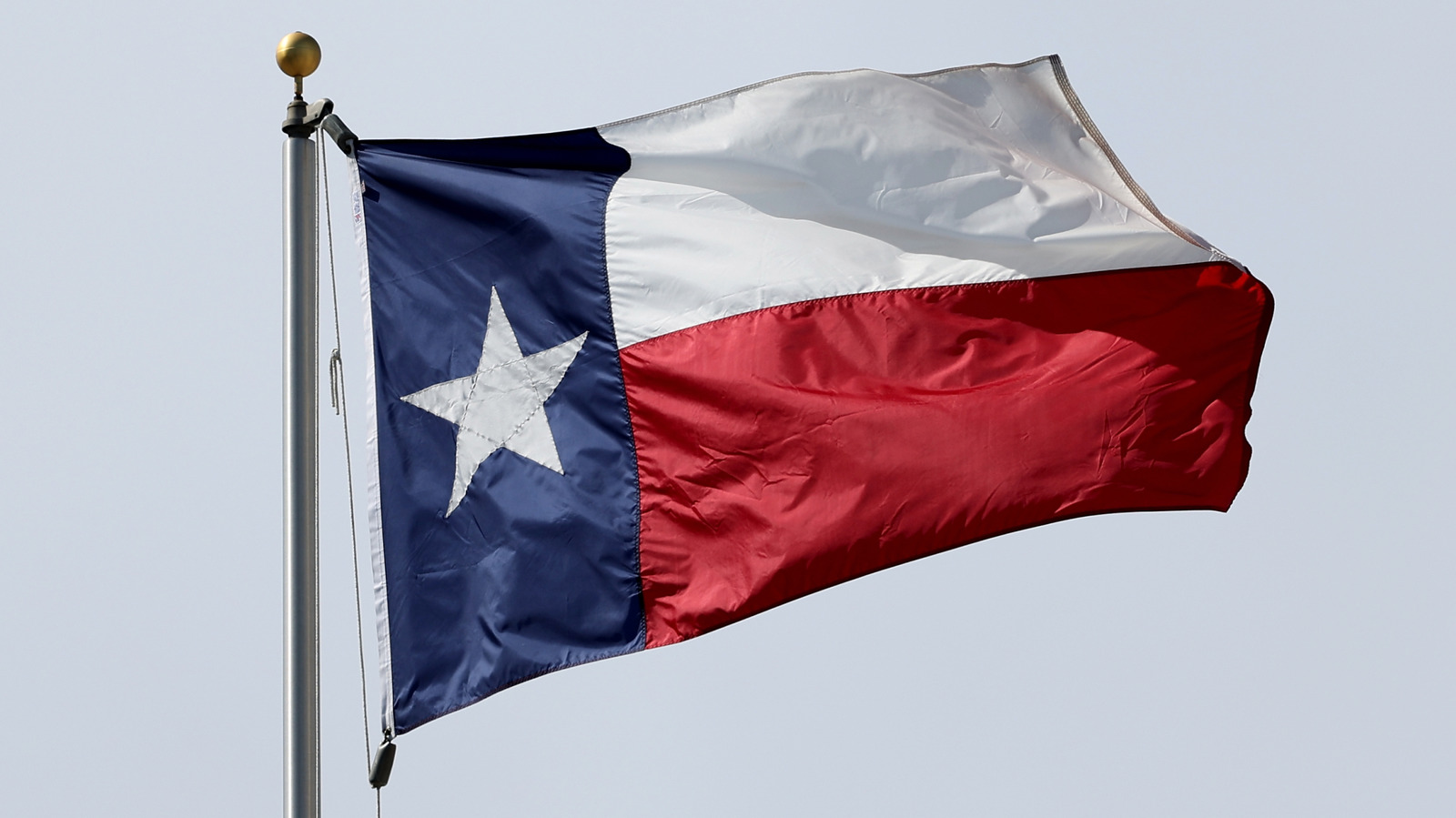 Audit of New Data Centers Ordered by Texas Governor After Power Concerns