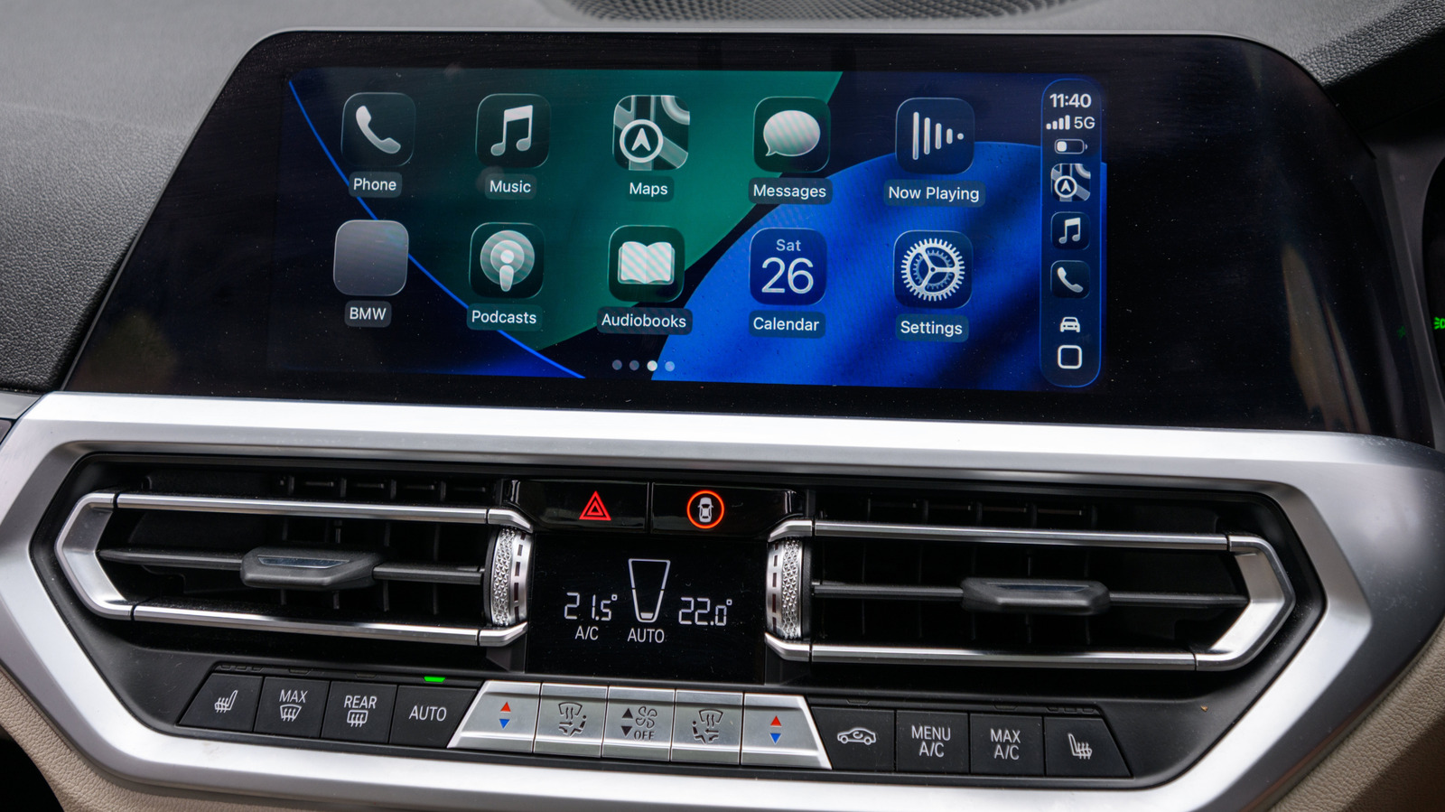 Add an Intro to Apple CarPlay with Shortcuts Effortlessly