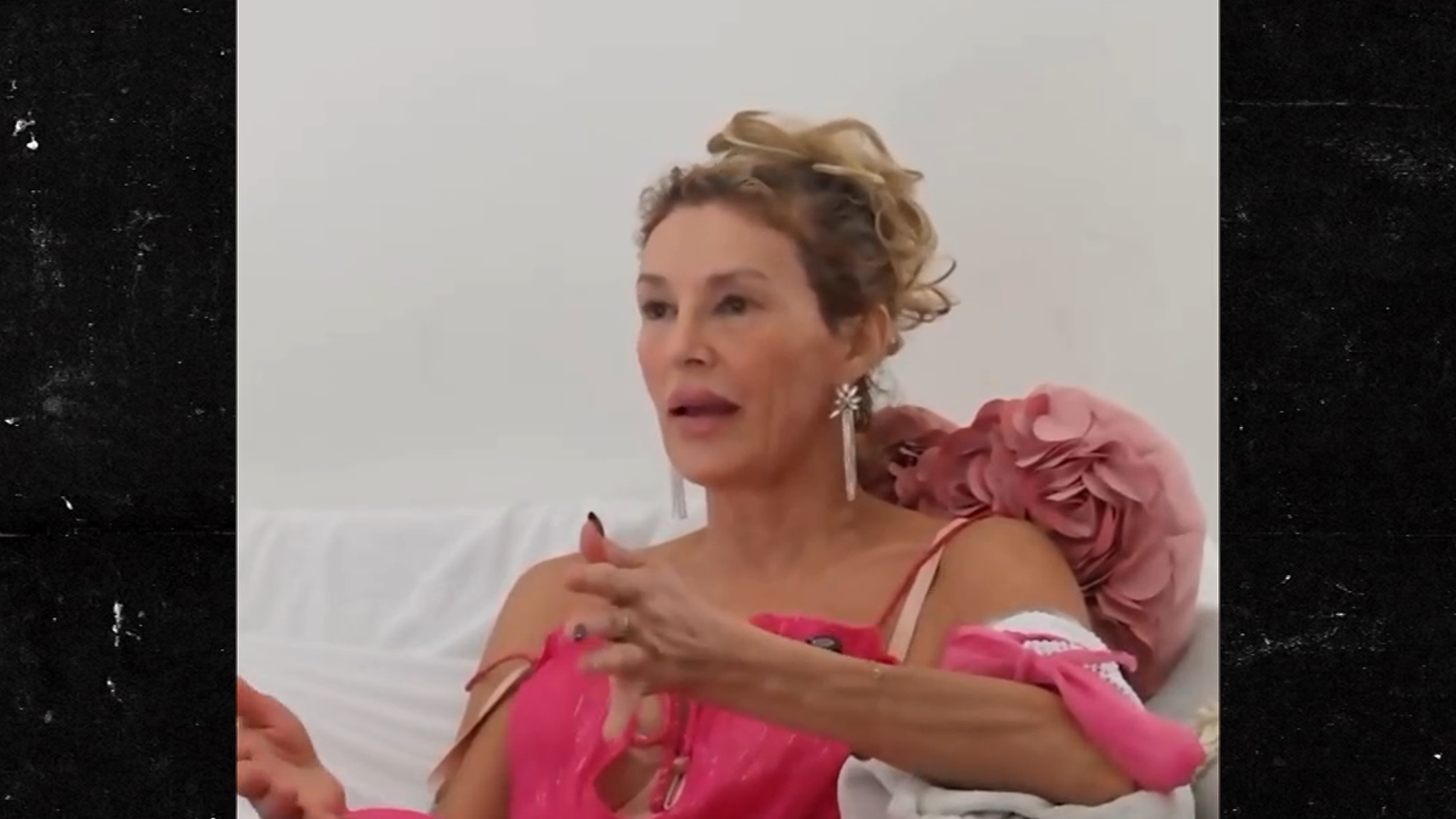 Brandi Glanville Seeks Financial Help During Health Struggles