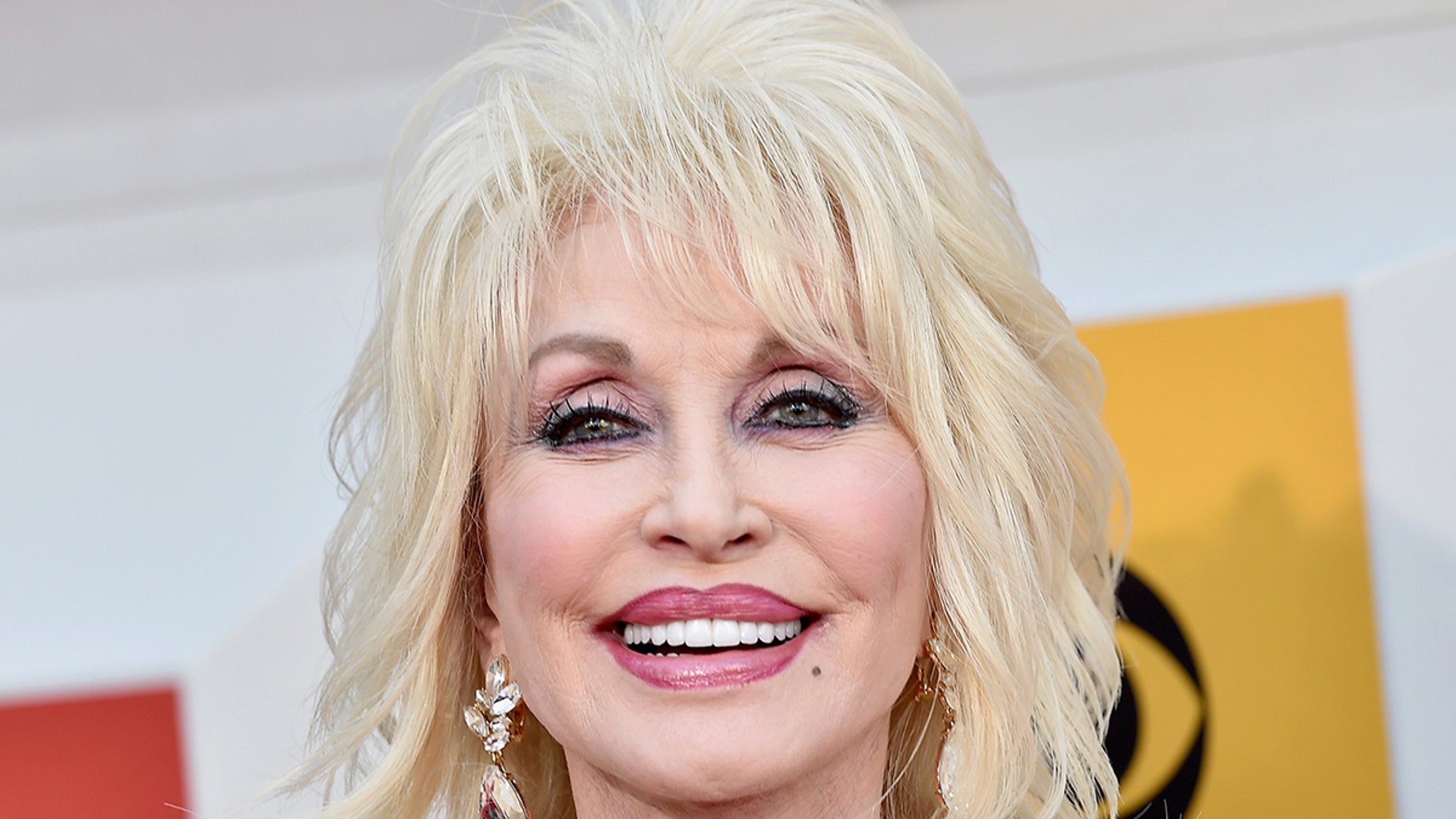Dolly Parton’s Last Wish: Her Longtime Wig and Makeup Artist Dolly Parton’s Last Wish: Her Longtime Wig and Makeup Artist