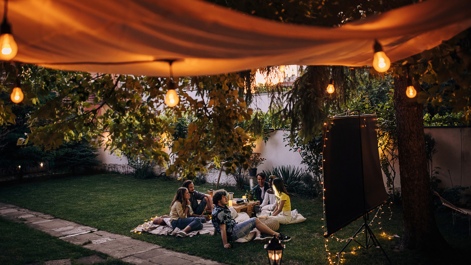 Smart Gadgets to Instantly Upgrade Your Backyard Experience Smart Gadgets to Instantly Upgrade Your Backyard Experience