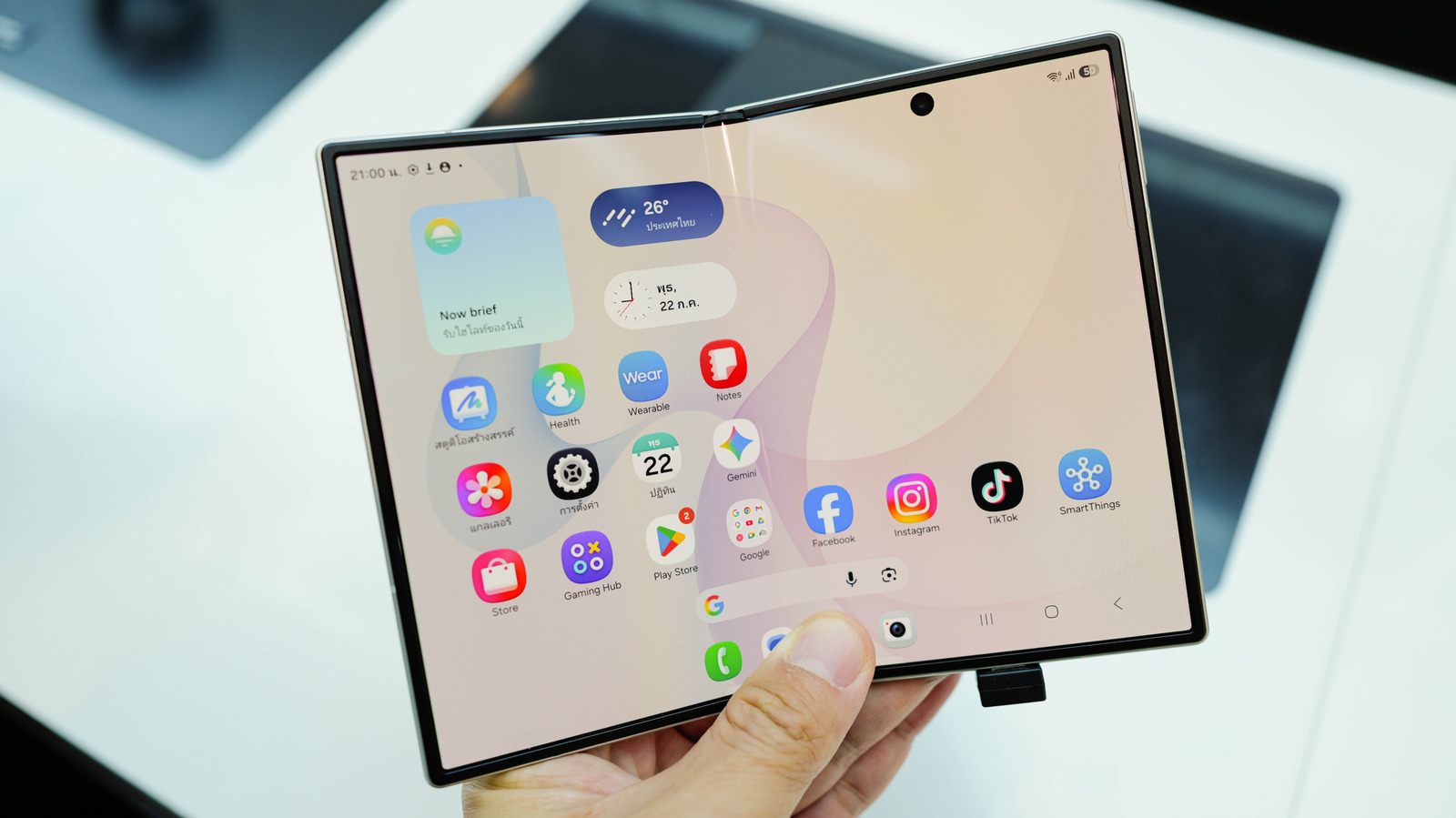 iPhone Duo’s Benefits for Samsung Galaxy Z Fold 8 iPhone Duo’s Benefits for Samsung Galaxy Z Fold 8