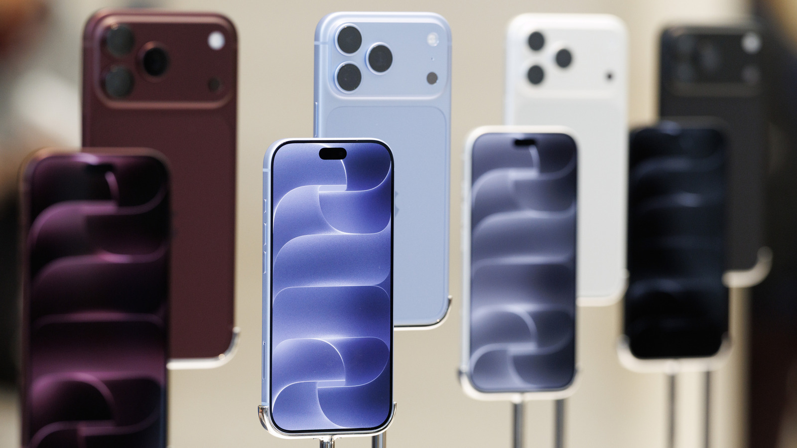 AT&T Network Bug Acknowledged by Apple for iPhone 18 Pro Max
