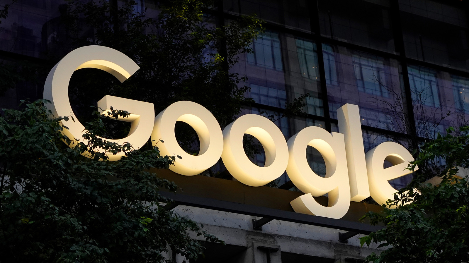 Antitrust Regulator in Poland Accuses Google of Unfair Practices Antitrust Regulator in Poland Accuses Google of Unfair Practices