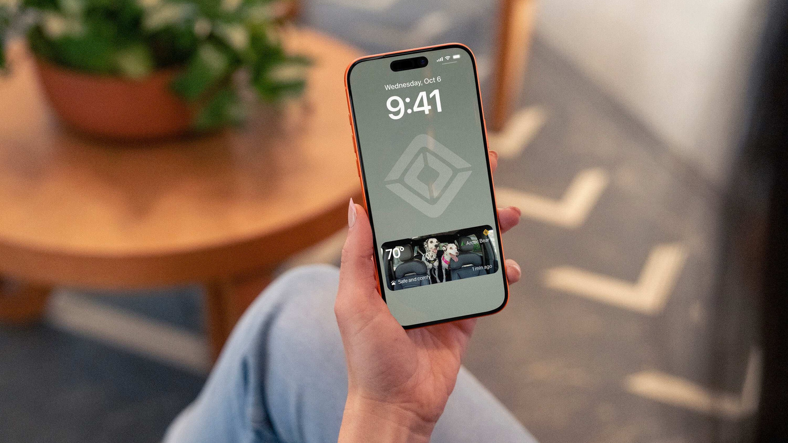 Live Pet Cam for Rivian R2 Owners Now Available on Lockscreen
